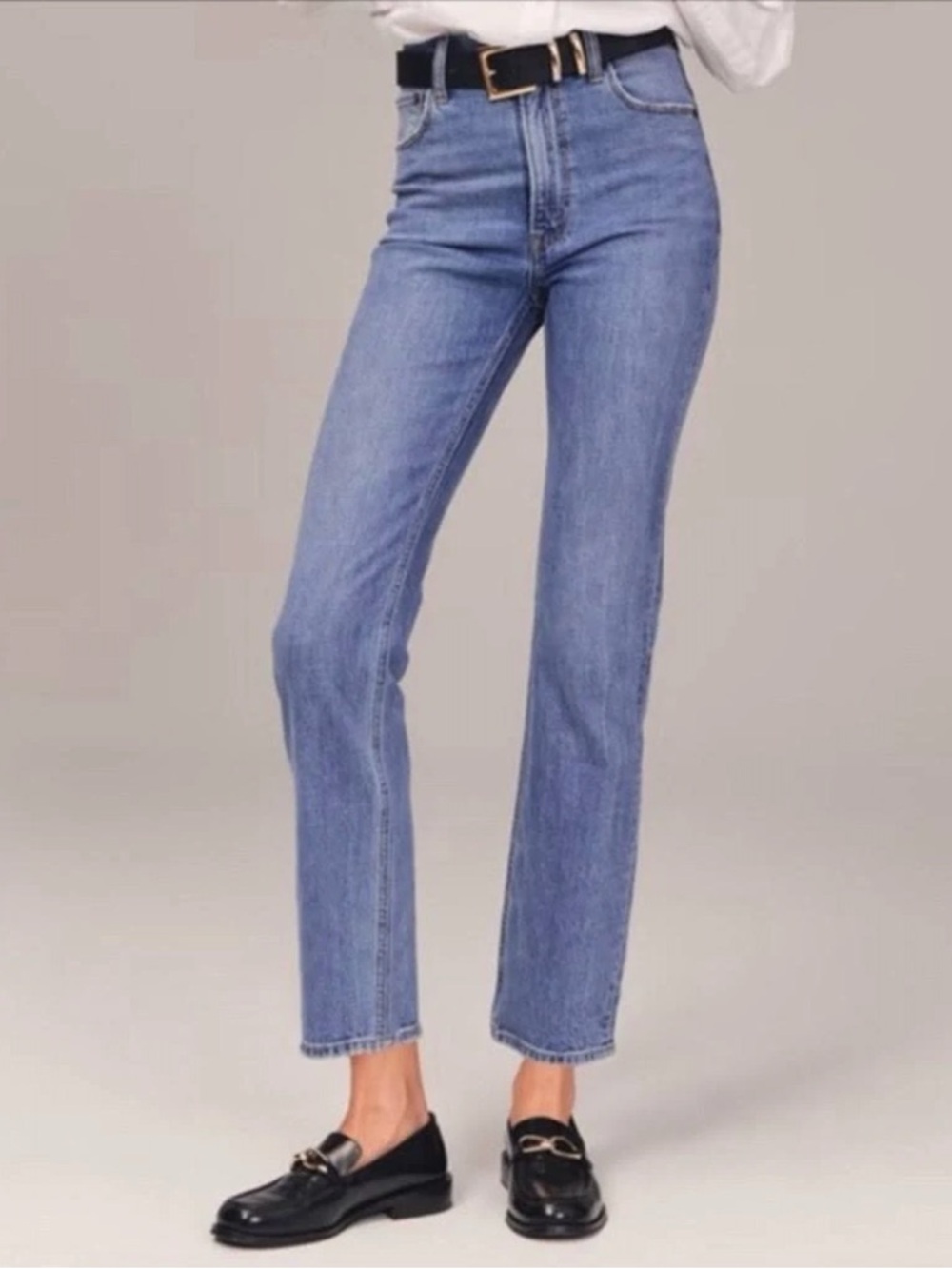Abercrombie & Fitch The Ankle Straight Ultra High Rise Jeans - Medium Wash